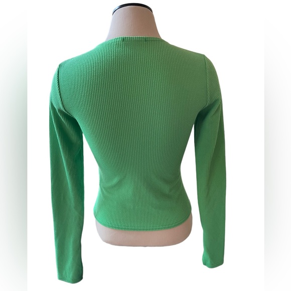 BOOHOO RIBBED ZIP FRONT TOP LONG SLEEVE SPLIT CUFF GREEN Size 8 - Picture 2 of 8